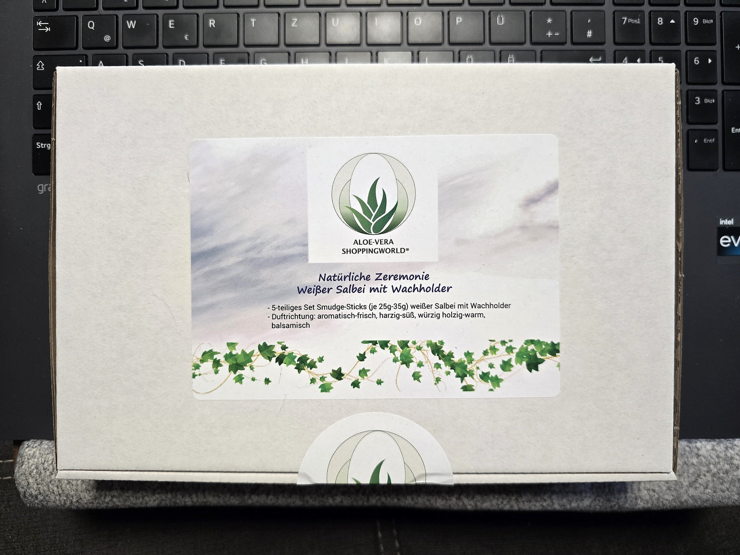 Räucherset "Natürliche Zeremonie - Weißer Salbei mit Wachholder", 5 Smudge-Sticks je 25g-35g