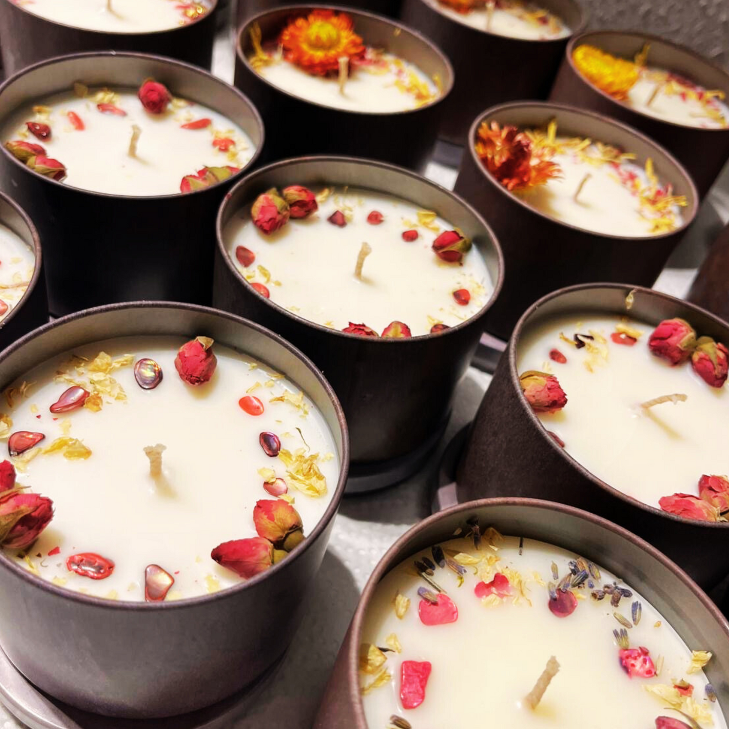 Sternzeichen Wassermann Duftkerze - Handgemachte Sojawachs-Kerze - Personalisiertes Astrologie-Geschenk